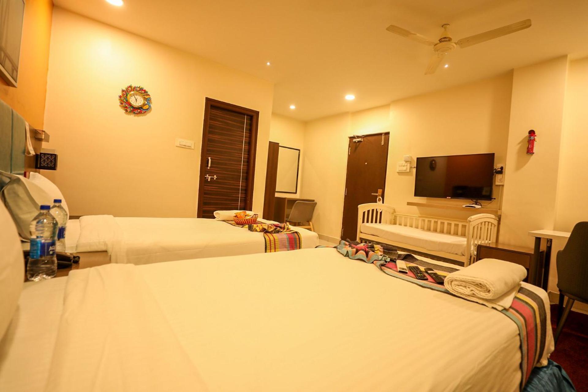 Hotel White Fields Hitec City, היידראבד מראה חיצוני תמונה